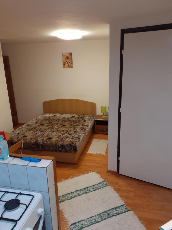Apartment Patri Apartmanhaz *
